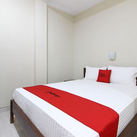 מלון Kalasan Reddoorz Near Jogja Kembali Monument 3 מראה חיצוני תמונה